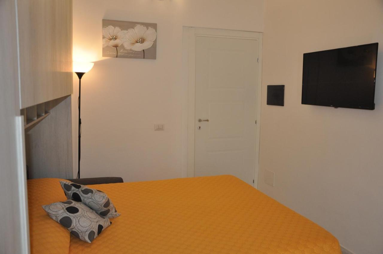 Brezza Di Mare Gaeta B&B Экстерьер фото