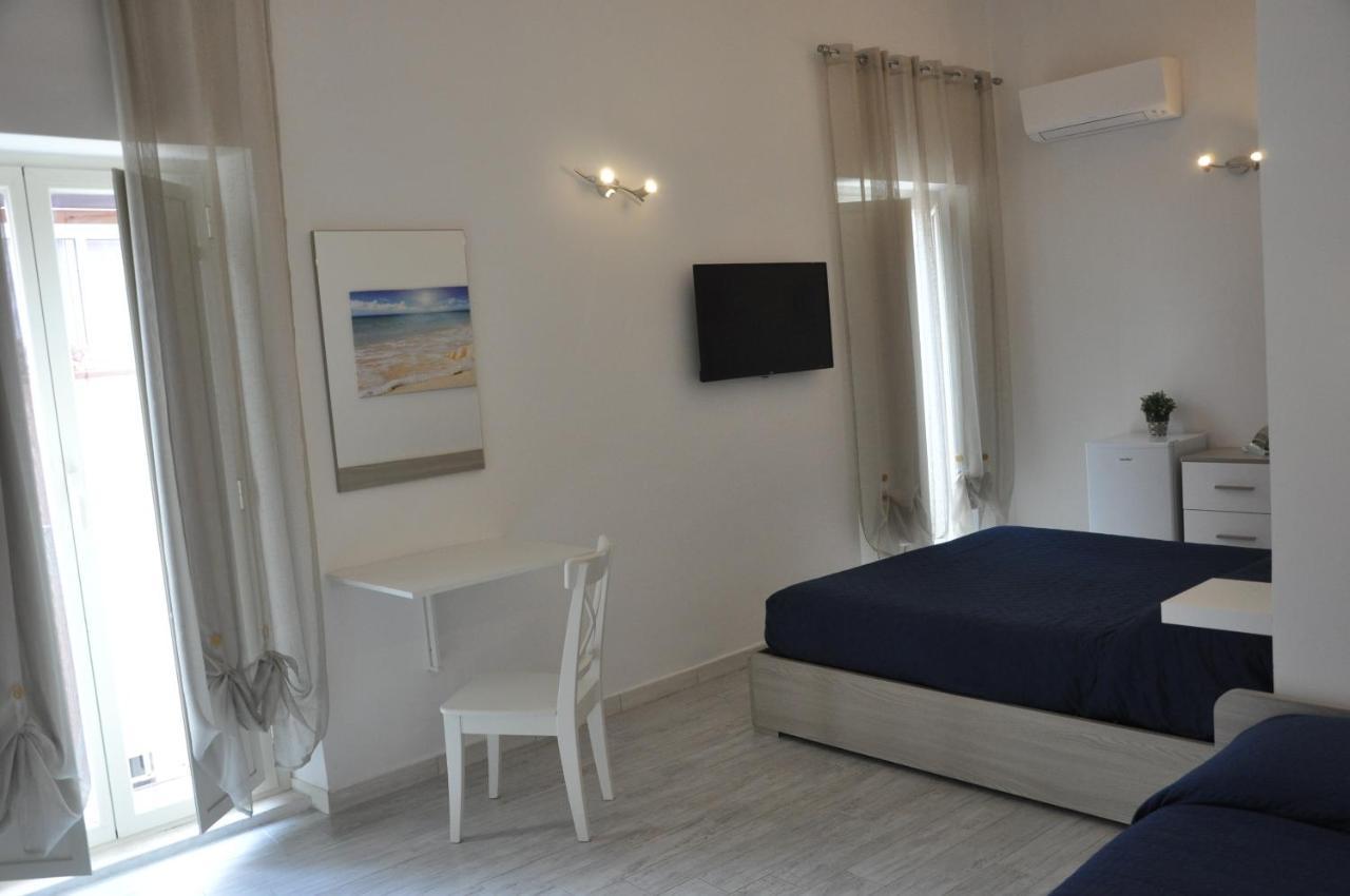 Brezza Di Mare Gaeta B&B Экстерьер фото