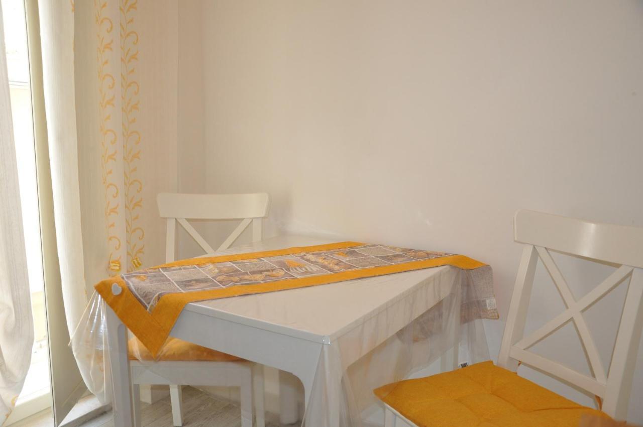 Brezza Di Mare Gaeta B&B Экстерьер фото